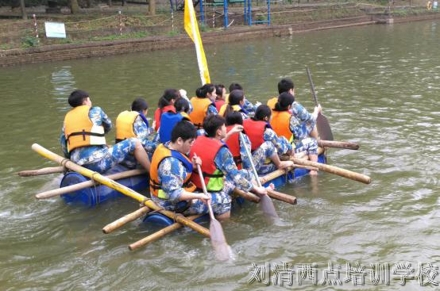 【2017新生特训营】西点培训学校学西点，精彩人生从此刻出发！