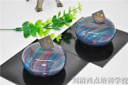 有人说这家西点培训学校的法式西点最美，我们一起看个究竟吧！