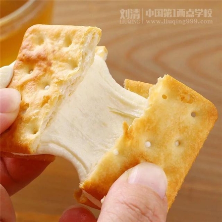 广州西点培训网红新品20大网红之牛轧饼干