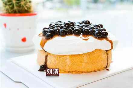 广州烘焙学校哪里好？且看刘清创意网红产品蛋糕